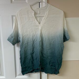 University Club Tie Dye Ombre Blue and White Short Sleeve Shirt